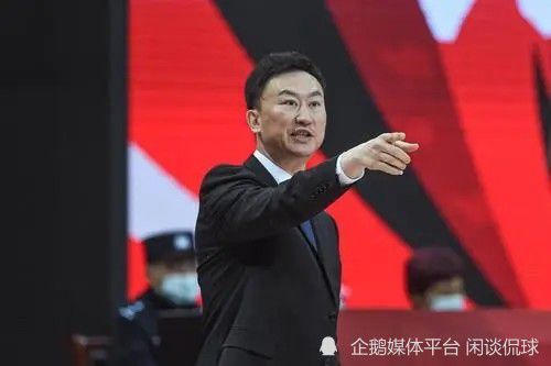 在担任皇马教练的五个赛季中，他赢得了10座冠军奖杯：2座欧冠冠军、2座世俱杯冠军、2座欧洲超级杯冠军、1座联赛冠军、2座国王杯冠军和1座西班牙超级杯冠军。